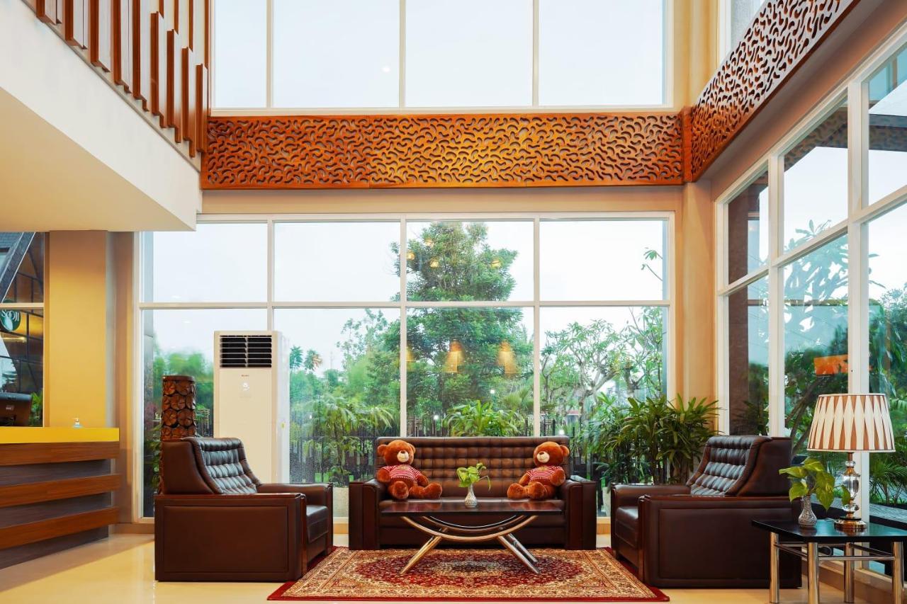Ramada By Wyndham Yogyakarta Hotel Sleman  Eksteriør billede