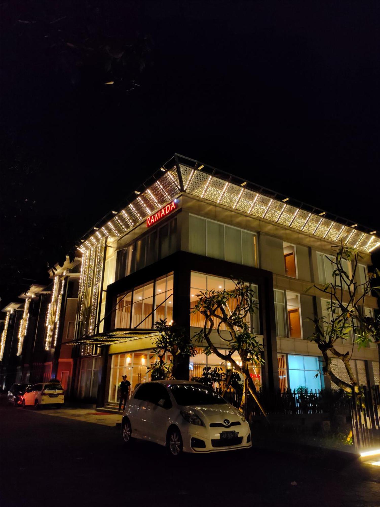 Ramada By Wyndham Yogyakarta Hotel Sleman  Eksteriør billede